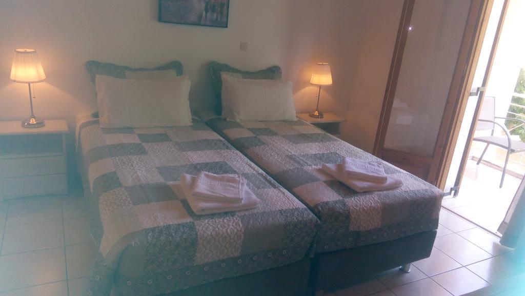 Marketos Apartments Svoronata Eksteriør billede